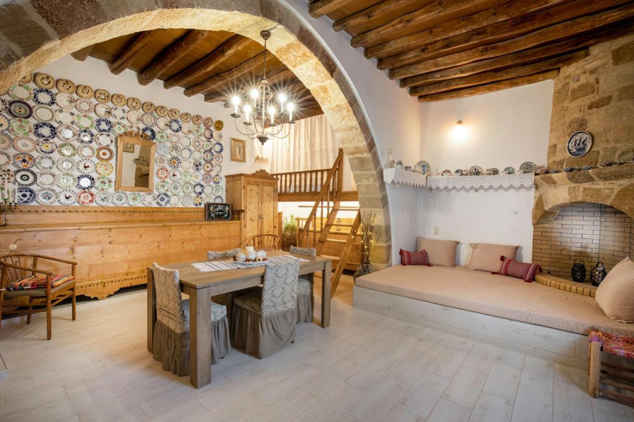 Апартаменты "Finio" Traditional House Архангелос Экстерьер фото