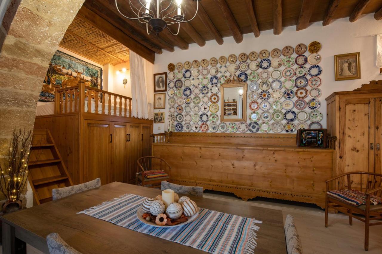 Апартаменты "Finio" Traditional House Архангелос Экстерьер фото